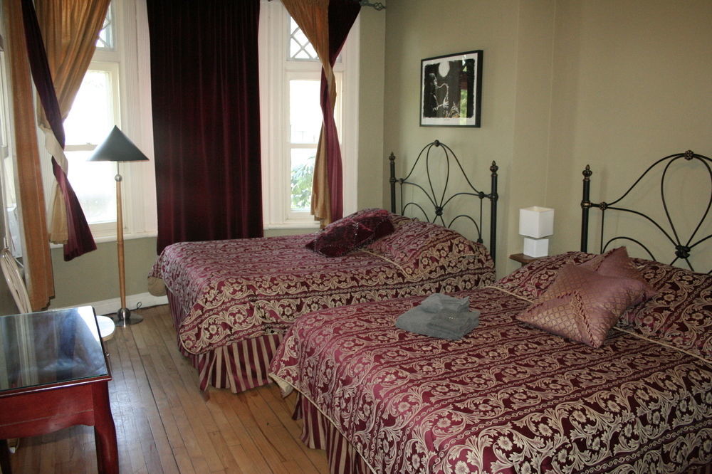 Amérik Mini-hôtel 3*